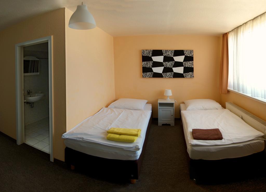Apartmentpension Am Krongut Potsdam Room photo
